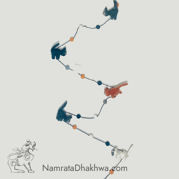 Cat Garland